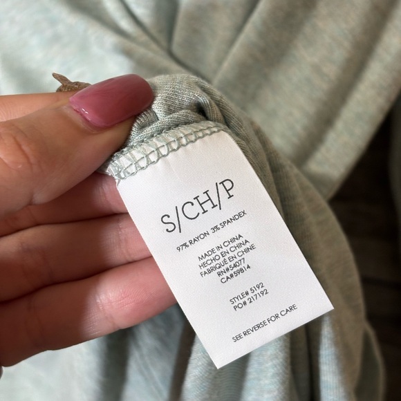 CAbi 5192 Laidback Long Sleeve V-Neck Top Sea Glass Green Soft Casual T-Shirt - Picture 6 of 6